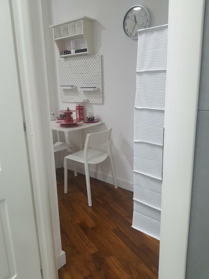 Small Bedroom Vomero'S 나폴리 외부 사진