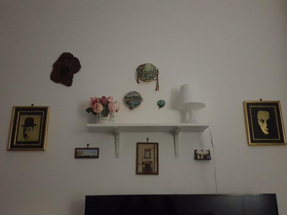Small Bedroom Vomero'S 나폴리 외부 사진